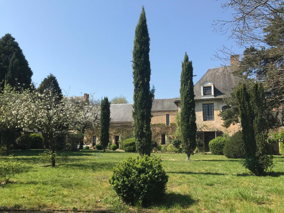 Hotel Clos Saint Léonard Durtal Exterior foto