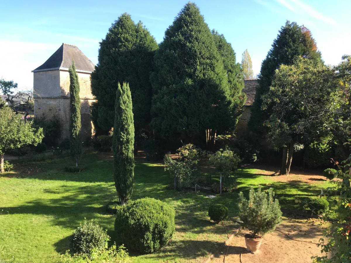 Hotel Clos Saint Léonard Durtal Exterior foto