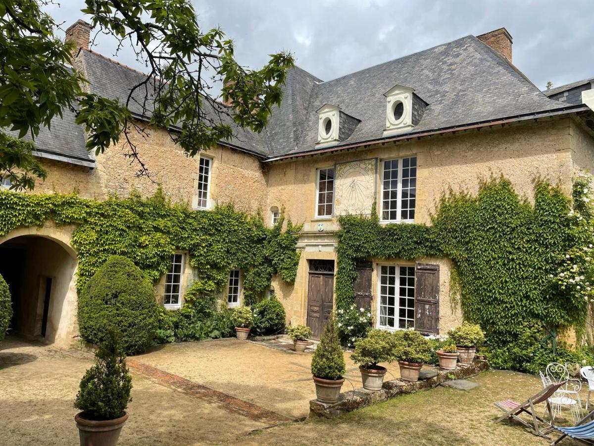 Hotel Clos Saint Léonard Durtal Exterior foto